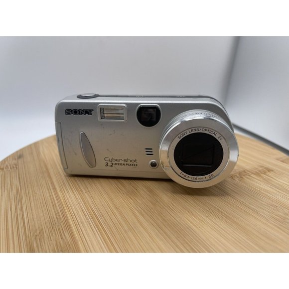 Sony Cameras, Photo & Video Sony Cybershot Dscp52 32mp Digital